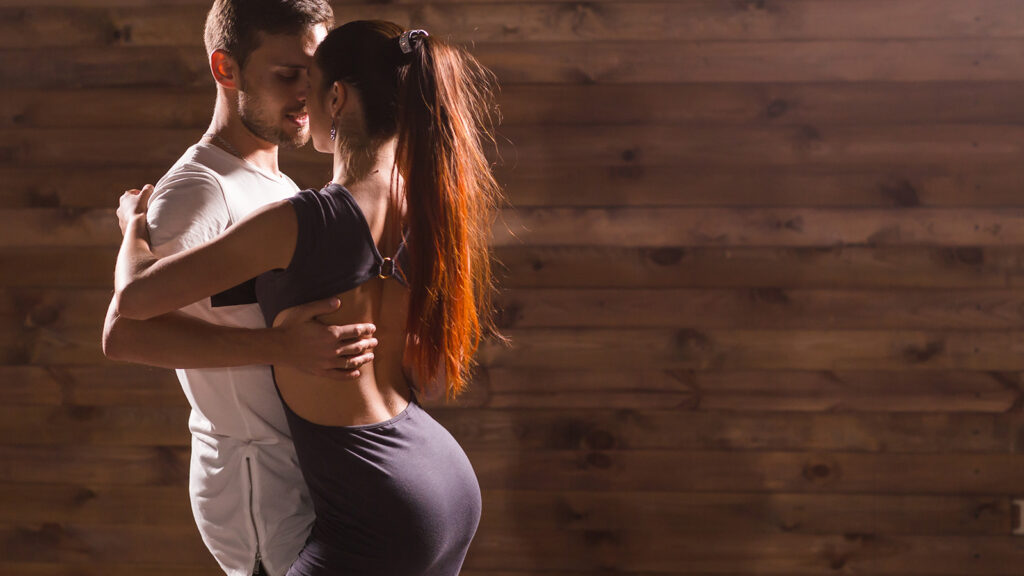 Bachata Tanzkurse Tanzschule Weiss in Offenbach am Main Bachata Tanzkurse bei der Tanzschule Weiss in Offenbach
