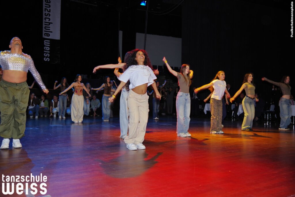 tsw Abschlussball Maerzb25 Show 041