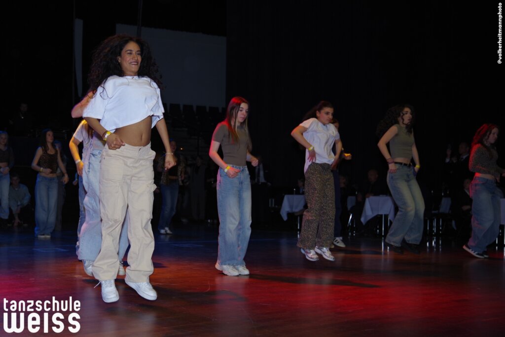 tsw Abschlussball Maerzb25 Show 042
