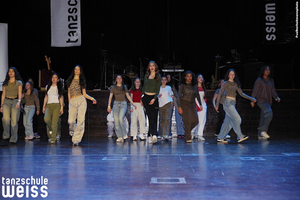 tsw Abschlussball Maerzb25 Show 046