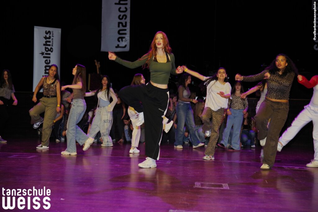 tsw Abschlussball Maerzb25 Show 048