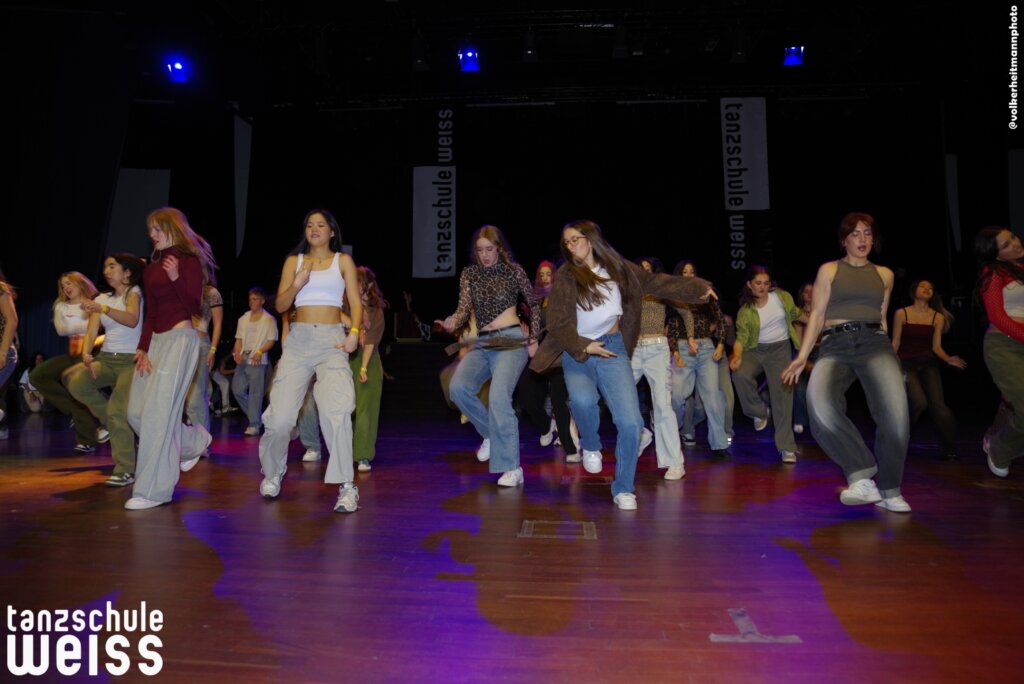 tsw Abschlussball Maerzb25 Show 073