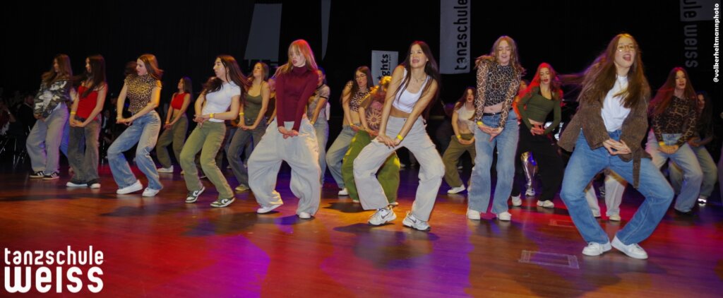 tsw Abschlussball Maerzb25 Show 075