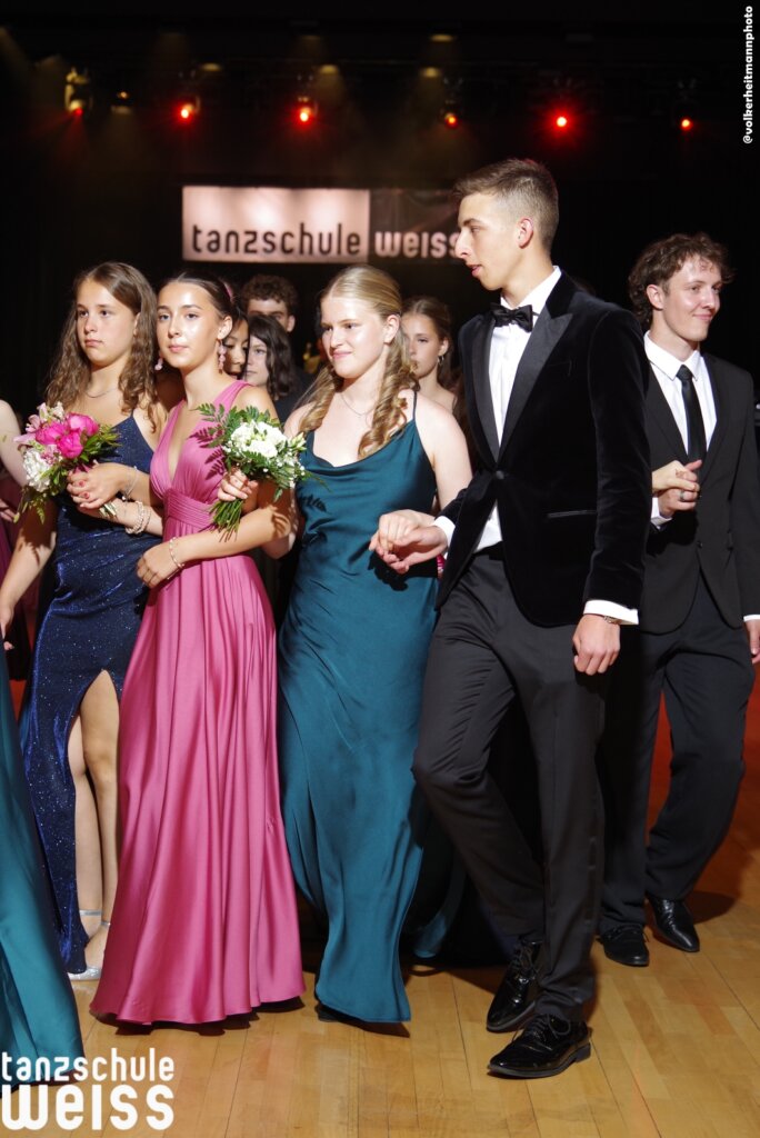 tsw 06 25 Ball 006