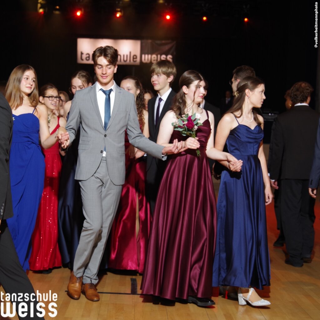tsw 06 25 Ball 008