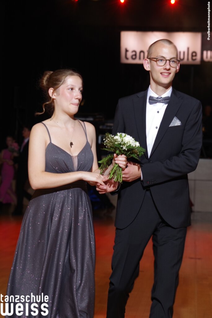 tsw 06 25 Ball 018