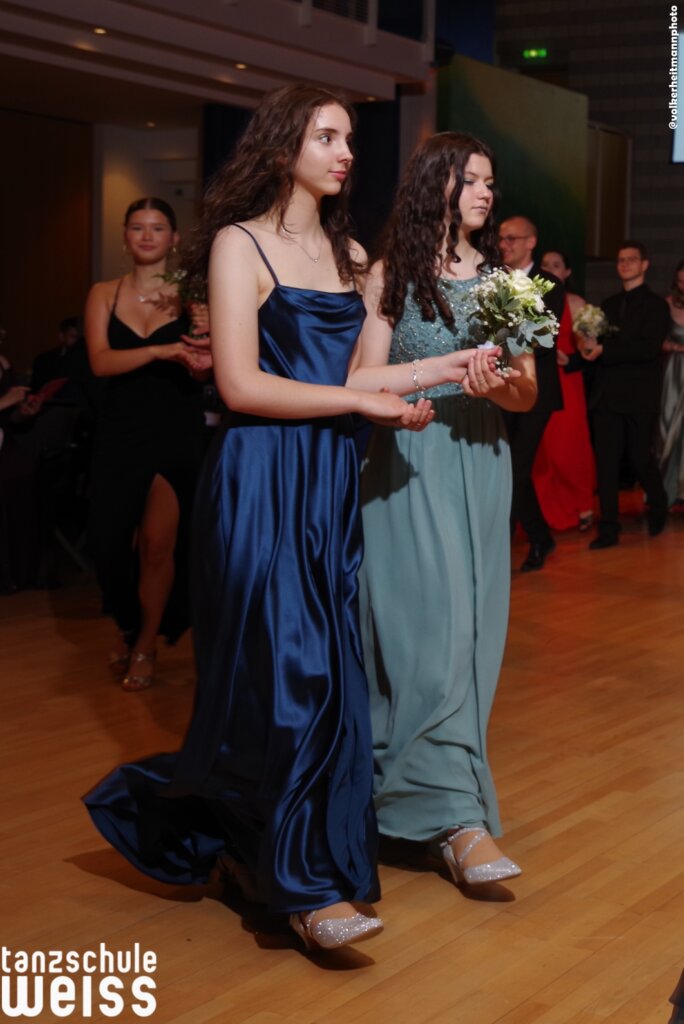 tsw 06 25 Ball 023