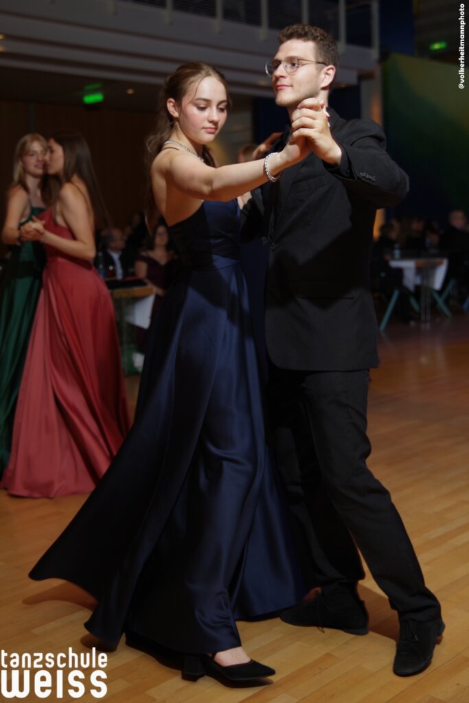 tsw 06 25 Ball 032