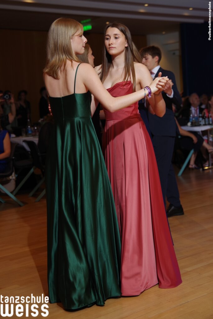 tsw 06 25 Ball 033