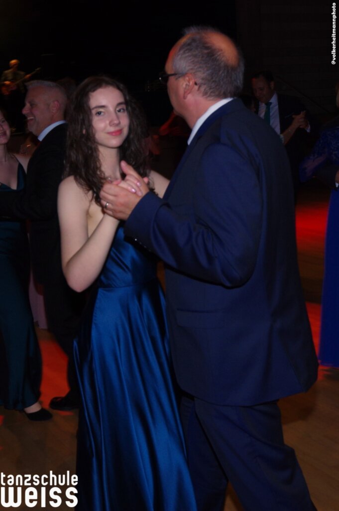tsw 06 25 Ball 061