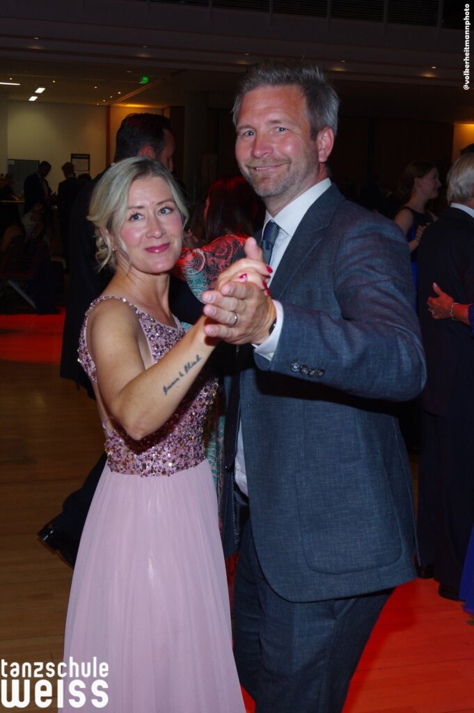 tsw 06 25 Ball 062