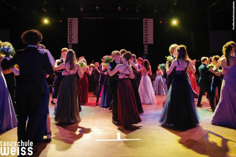 TSW BALL 2025 12 06 -018