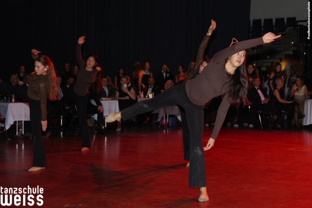 Abschlussball Dezember 2025 Tanzschule Weiss in Offenbach am Main TSW BALL 2025 12 06 show 002