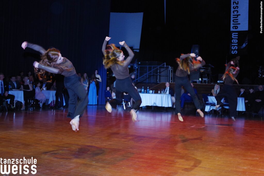 Abschlussball Dezember 2025 Tanzschule Weiss in Offenbach am Main TSW BALL 2025 12 06 show 007