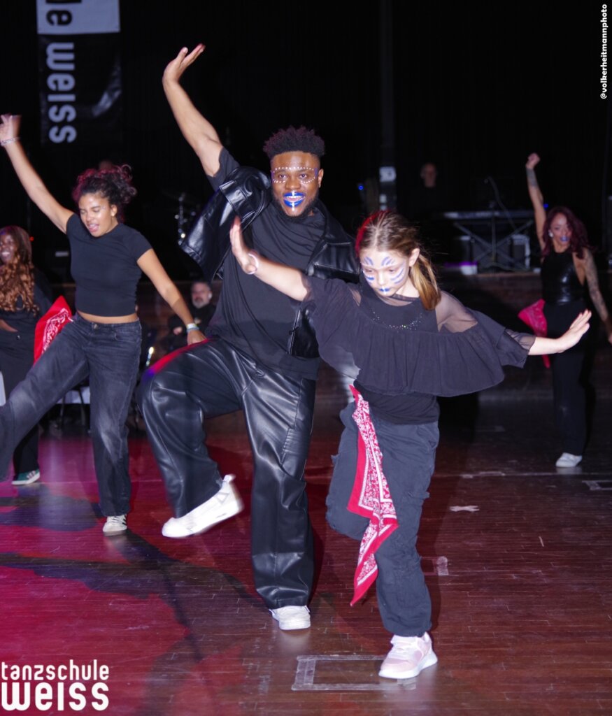 Abschlussball Dezember 2025 Tanzschule Weiss in Offenbach am Main TSW BALL 2025 12 06 show 116
