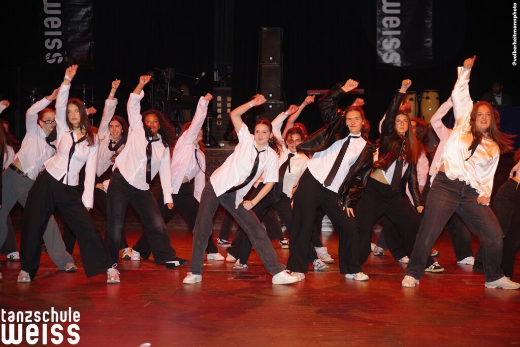 TSW Abschlussball 03 26 104